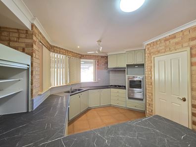 13 Granberry Drive, Carnarvon WA 6701