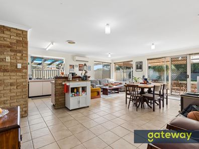 24 Willshire Way, Yangebup WA 6164