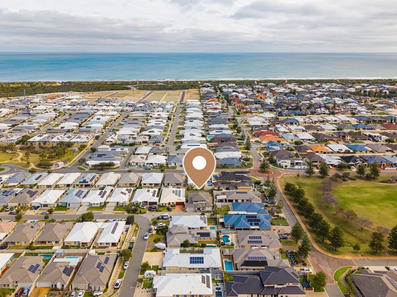 21 Calooli Grove, Golden Bay
