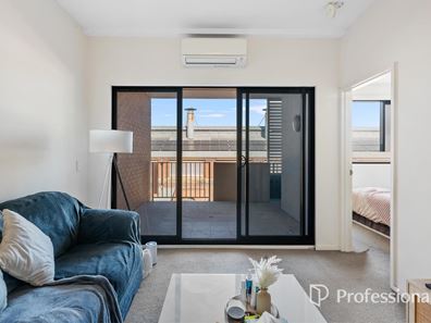 33/21 Foundry Road, Midland WA 6056