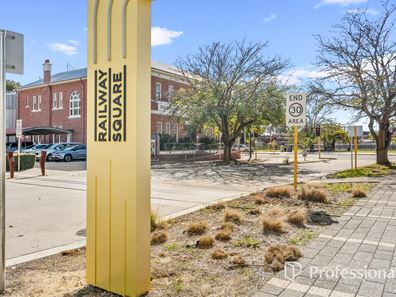 33/21 Foundry Road, Midland WA 6056