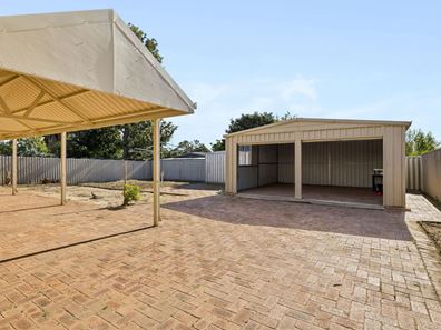 27 Gummow Way, Girrawheen WA 6064