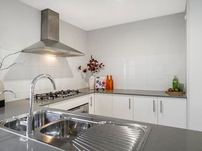 2/40 Burridge Way, Hamilton Hill WA 6163