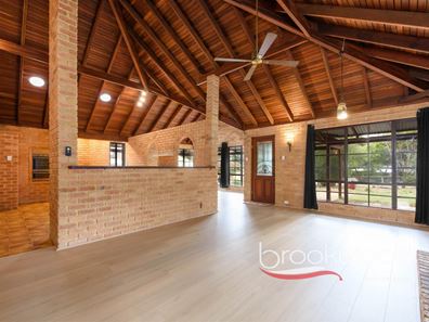 40 Willcox Street, Chidlow WA 6556
