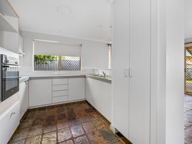 8B Siberia Close, Hannans WA 6430