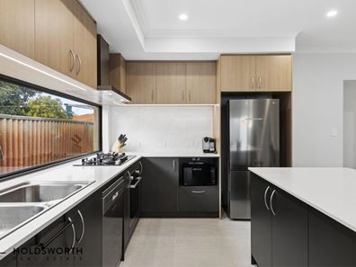 26A Sandleford Way, Morley WA 6062