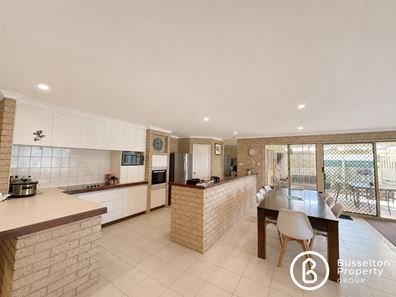 54 Lilly Crescent, West Busselton WA 6280