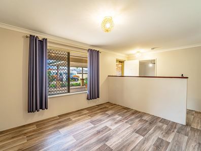 24 Sennet Lane, Warnbro WA 6169