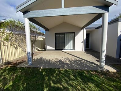 52 Thomas Street, West Busselton WA 6280