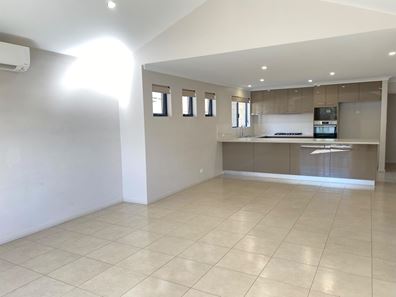 52 Thomas Street, West Busselton WA 6280