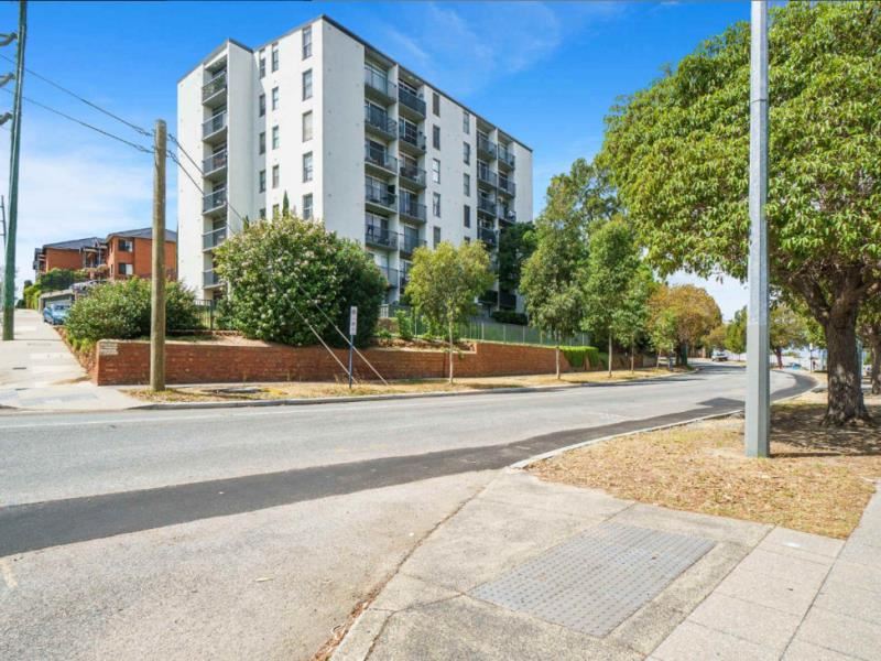41/38-42 Waterloo Crescent, East Perth WA 6004