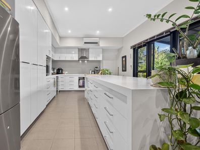 10 Jadura Crescent, Baynton WA 6714