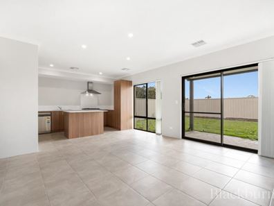 78B Lowanna Way, Armadale WA 6112