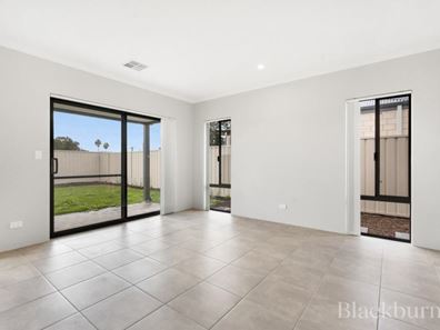 78B Lowanna Way, Armadale WA 6112