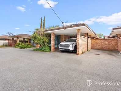 2/18-20 Stockman Way, Cannington WA 6107