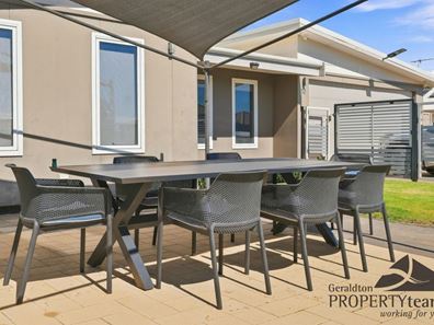 10 Glenfin Street, Utakarra WA 6530