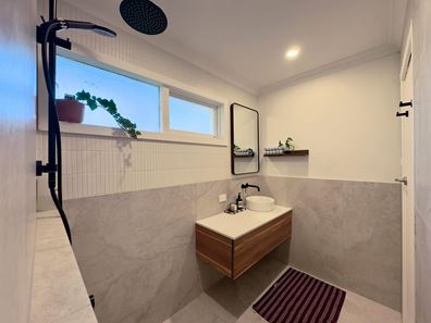 20 Meakers Way, Girrawheen WA 6064