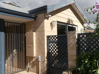 1/15 Henry Street, Midland WA 6056