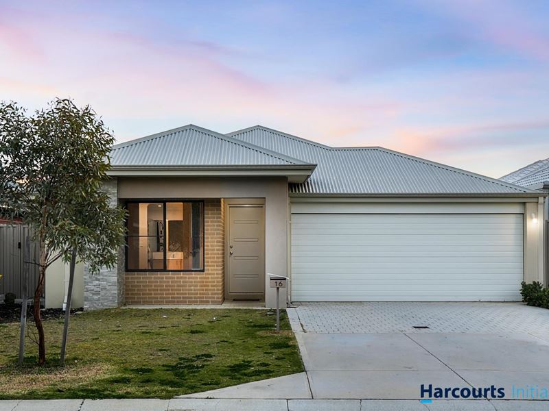 16 Lovett Drive, Forrestfield WA 6058