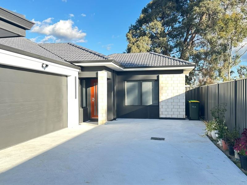 44A Moira Avenue, Forrestfield WA 6058