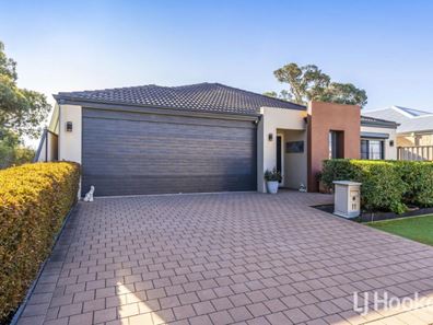 11 Natures Loop, Erskine WA 6210
