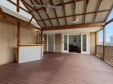 37 Oxcliffe Road, Doubleview WA 6018