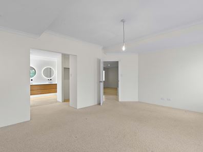 290 Tapper Road, Atwell WA 6164