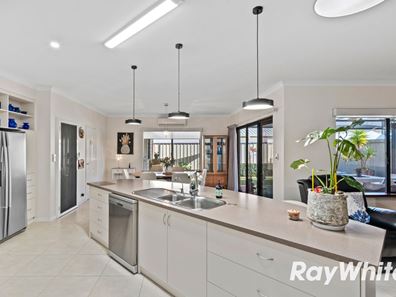 12 Catalpa Place, Falcon WA 6210