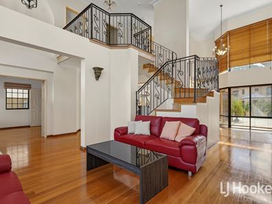 6 Clearwater Way, Ascot WA 6104