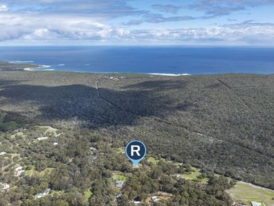 60 Lagoon Drive, Yallingup WA 6282