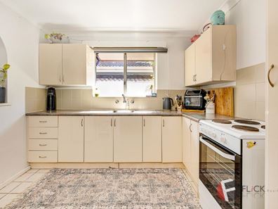 52A Templeton Crescent, Girrawheen WA 6064