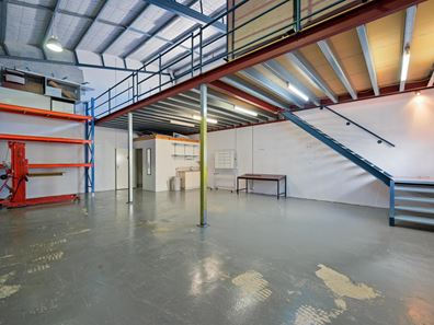 11/4 Flindell Street, O'Connor WA 6163