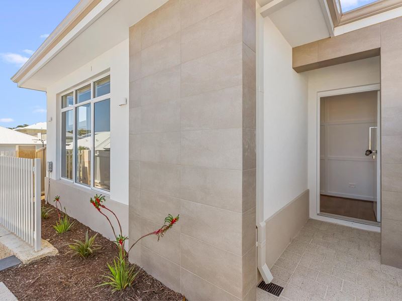28 Barefoot Lane, Yanchep WA 6035