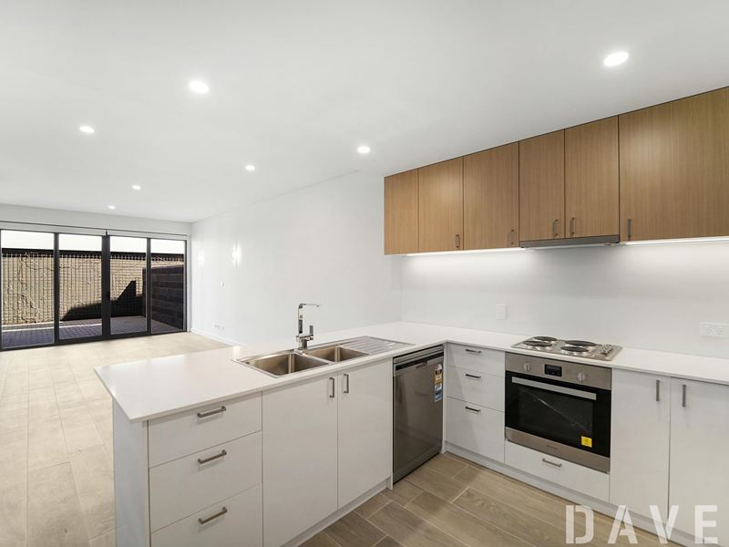 2/18 Ozone Parade, Trigg