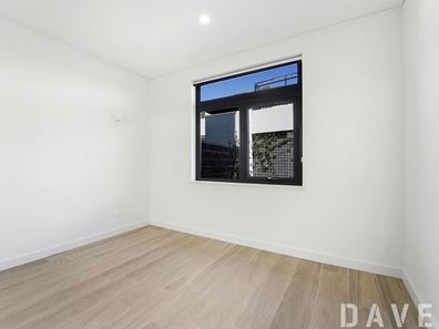 2/18 Ozone Parade, Trigg WA 6029