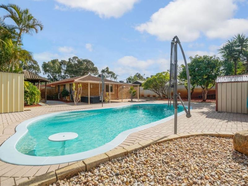 1 Maguire Avenue, Beechboro WA 6063