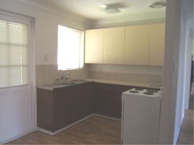 15 Shepway Place, Marangaroo WA 6064