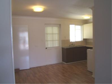 15 Shepway Place, Marangaroo WA 6064