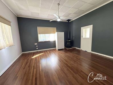 34 St George Street, Bakers Hill WA 6562
