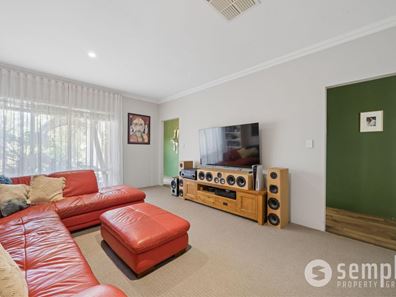 52 Camden Boulevard, Aubin Grove WA 6164