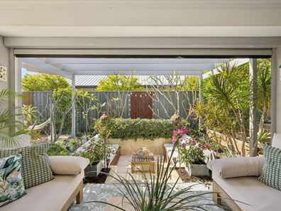 19 Tangara Street, Aveley WA 6069