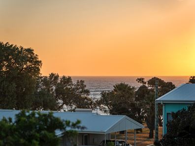 23 Malcolm St, Bluff Point WA 6530