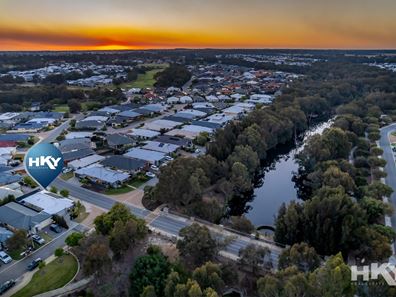 2 Courbette Way, The Vines WA 6069
