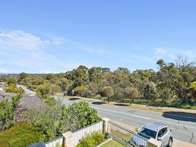 70 Cresswell Road, Dianella WA 6059
