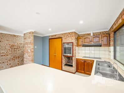 10 Hughlings Place, Australind WA 6233