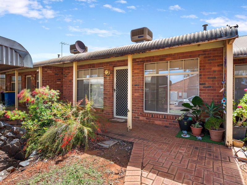 25/4 Ochiltree Street, Somerville