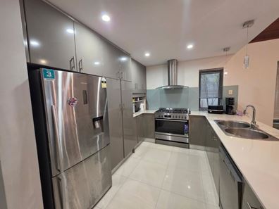 27 King David Boulevard, Madeley WA 6065