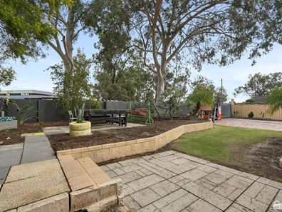 202 Cammillo Road, Kelmscott WA 6111