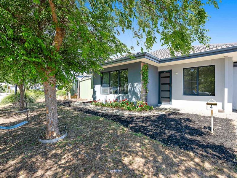 4 Graduate Way, Coolbellup WA 6163