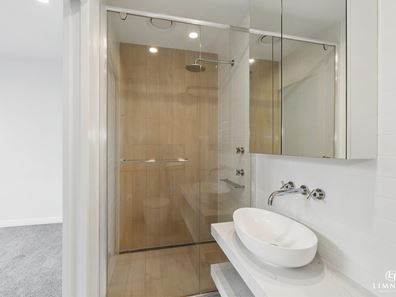201/6 Baumea Way, Innaloo WA 6018